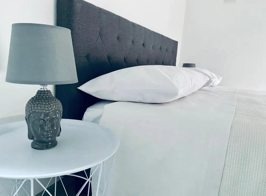 Villa Martina Luxury Suites Lecco Guest house