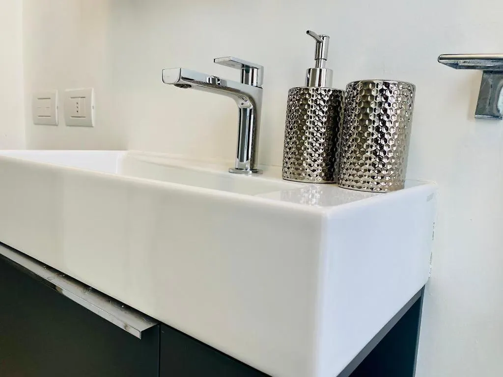 Villa Martina Luxury Suites Lecco Guest house